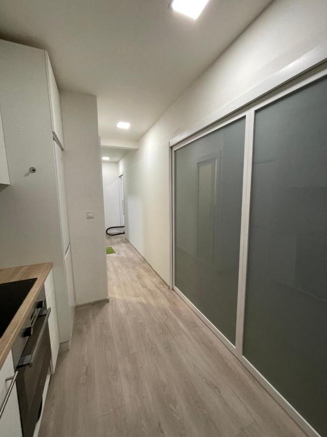 Red&Black Apartment City Centr, Na Hradbach 118 Ostrava Ngoại thất bức ảnh