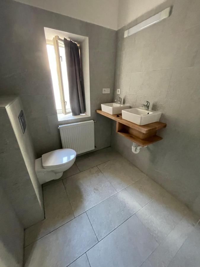 Red&Black Apartment City Centr, Na Hradbach 118 Ostrava Ngoại thất bức ảnh