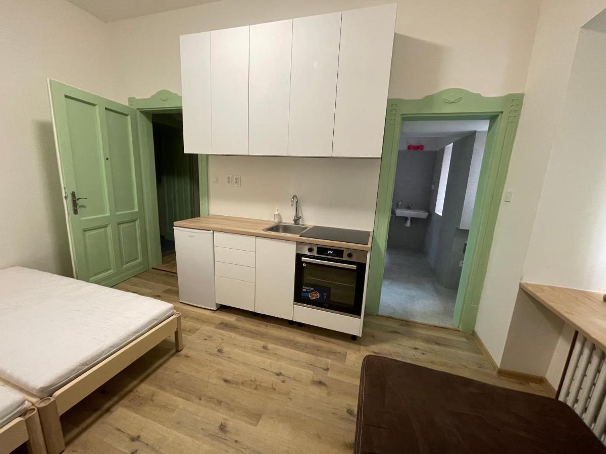 Red&Black Apartment City Centr, Na Hradbach 118 Ostrava Ngoại thất bức ảnh
