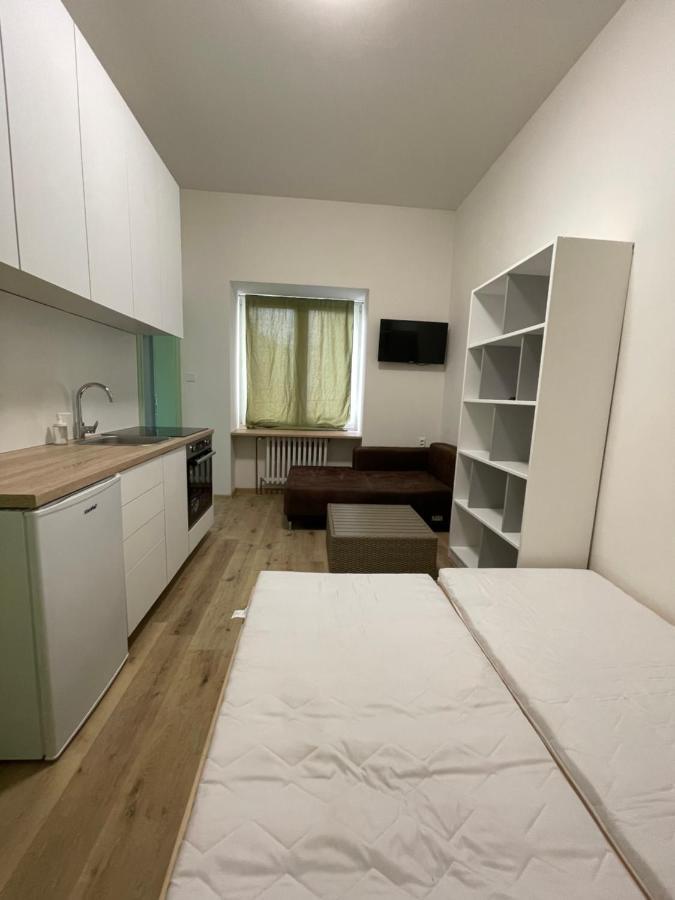 Red&Black Apartment City Centr, Na Hradbach 118 Ostrava Ngoại thất bức ảnh